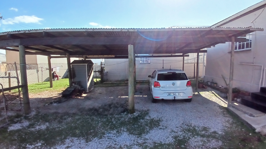 To Let 3 Bedroom Property for Rent in Sydenham Eastern Cape